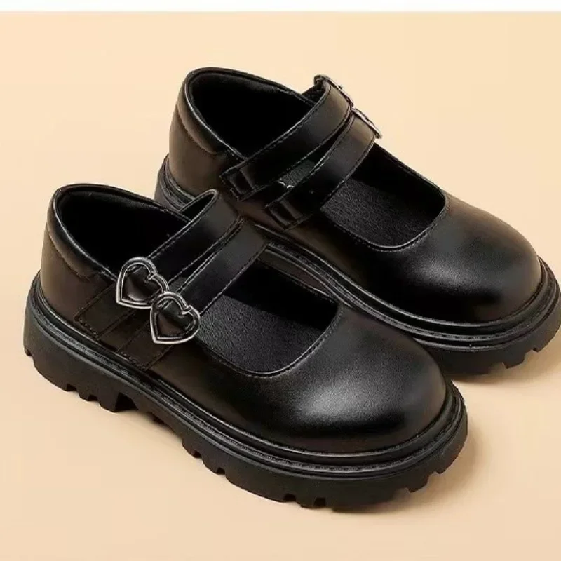 Girls Leather Shoes for Party Wedding Glossy Matte Children Performance Shoes with Love Big Kids Princess Mary Jane Shoes 2024 4
