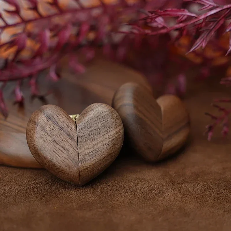 1PCS Free Engraving Name Love Heart Shaped Walnut Wood Ring Box For Wedding Ceremony Jewelry Box Storage Proposal Wedding Gift 3