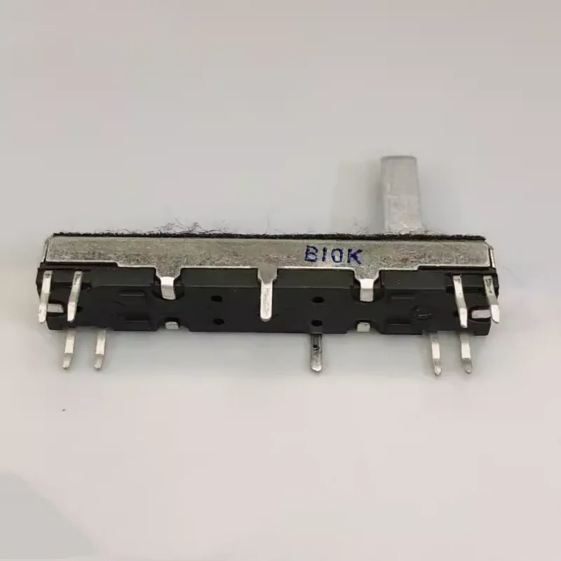 Straight slip potentiometer B10K 8Pin Total length 45mm CT670 Keyboard volume putter 1pcs