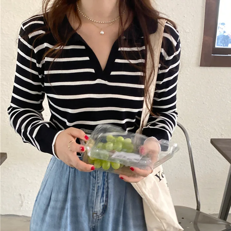 

Женский трикотажный топ в полоску, с отложным воротником и длинным рукавом