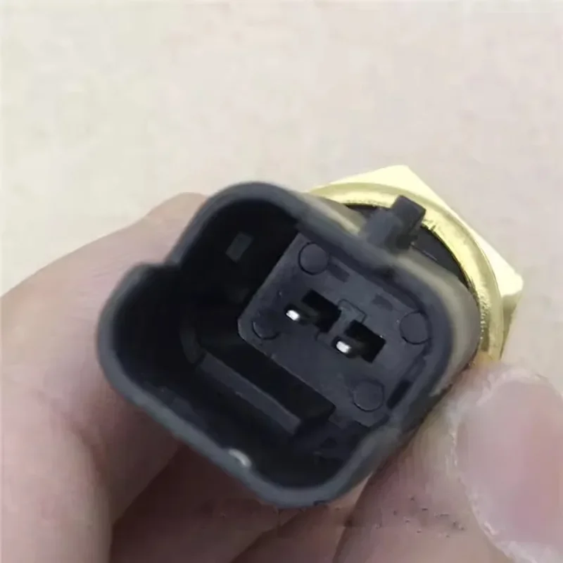 Water Temperature Sensor D4G15B-3611043 for Chery Tiggo 8 7 5X Arrizo EX GX Jetour X70 X90 D4G15B Engine