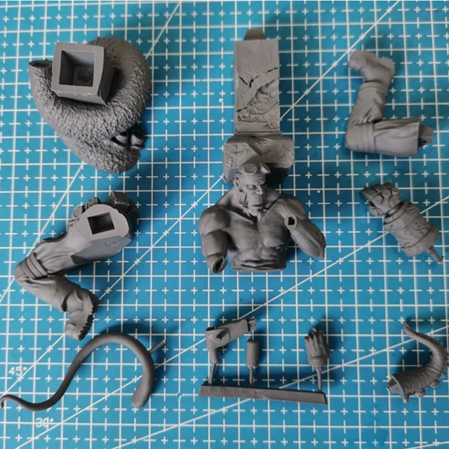 1/16 Die-casting Resin Figure Hellboy Unassembled and Unpainted Model Kit Toys Free Delivery 6