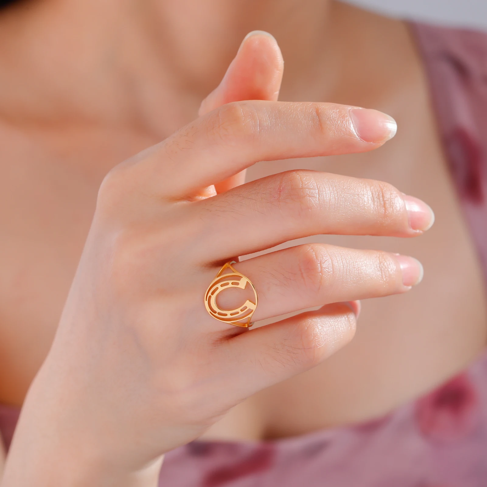 Buy Gold Rings: Stylish & Simple Designs For Men & Women