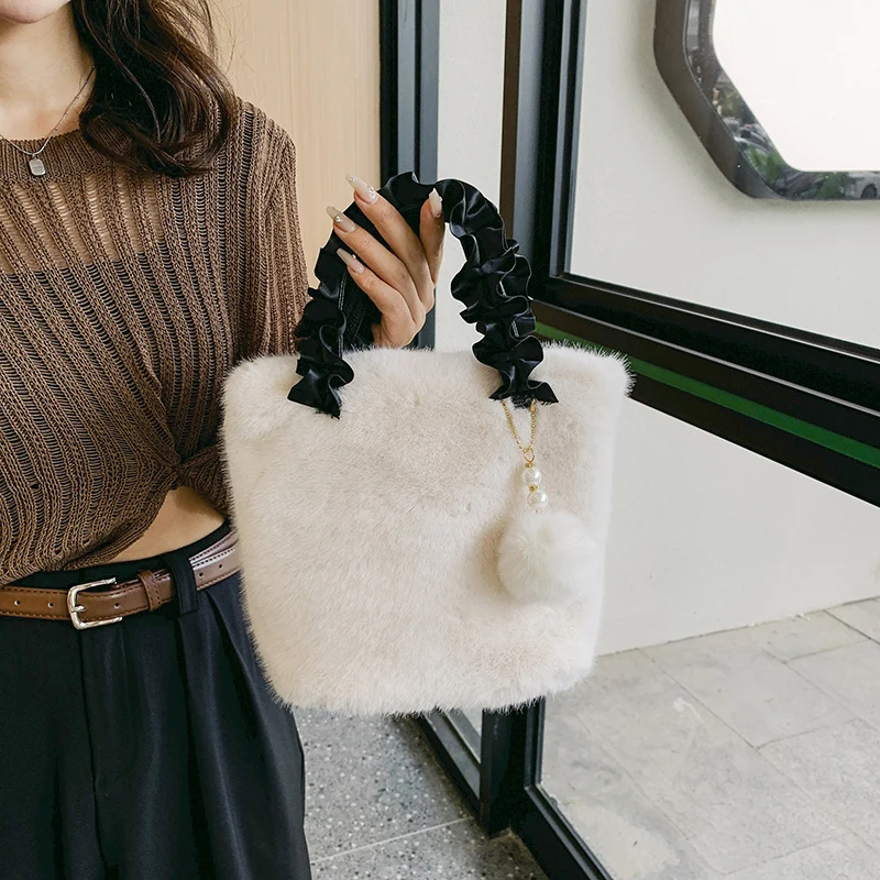 Y2K Plush Women's Bag 2023 Winter Eco Bag Korean Fluffy Top Handle Bag Kawaii Furry Bucket Sling Bag Fur Tote Handbag Warm Purse