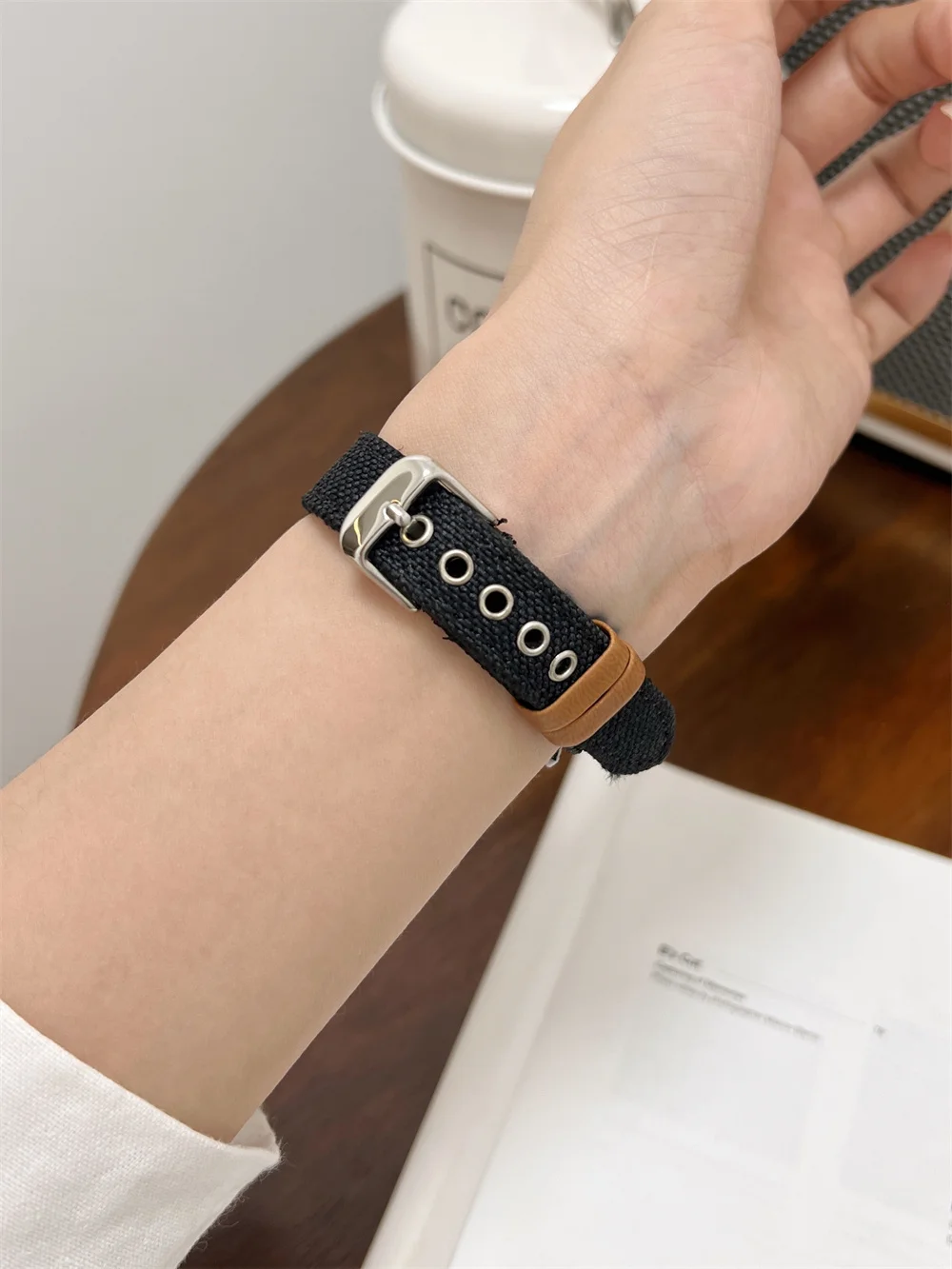 Cinturino elegante per smartwatch compatibile con apple watch_voghion.com