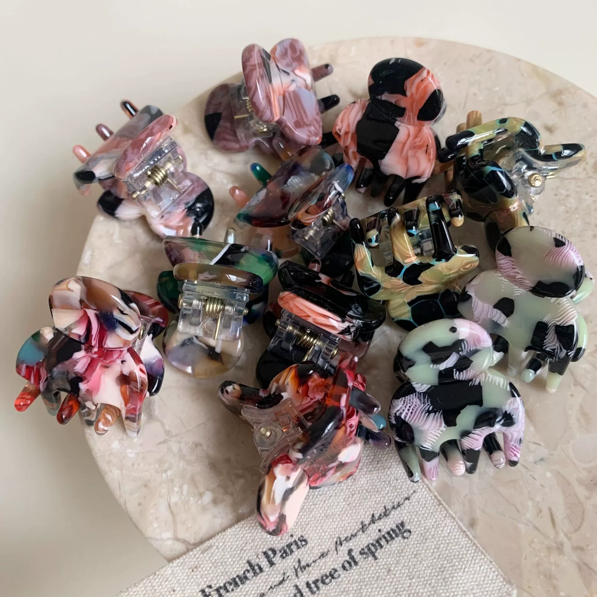 Korean Delicate Mini Cute 2.5cm Hair Clip Simple Colorful Acetic Acid Shark clip Small Shark Clip Top For Sweet Girls