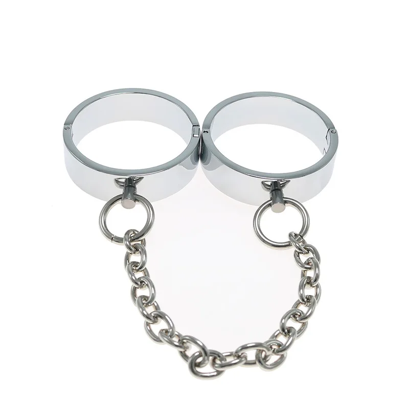 Set bondage in metallo con manette ceppi e collare di schiavitù_voghion.com