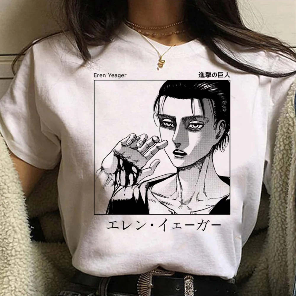 

Женская футболка с принтом «атака на Титанов»