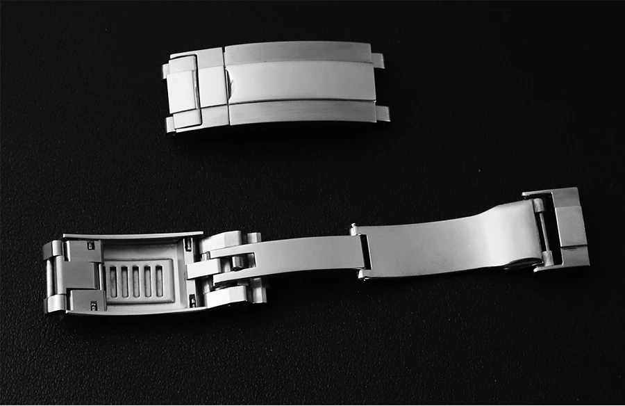 Le club des heureux propriétaires décomplexés de montres "hommage" - tome 5 - Page 34 Sf2a8a3dc592743e68ab3e4921244344aL