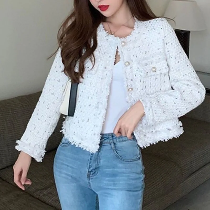 Women's Xiaoxiangfeng Round Neck Autumn Winter New Versatile Fashion Long Sleeved Button Tassel Down Woolen Short Cardigan Coat xiaoxiangfeng fashion versatile long sleeved coat women s autumn 2023 new high grade explosive street short loose top trend