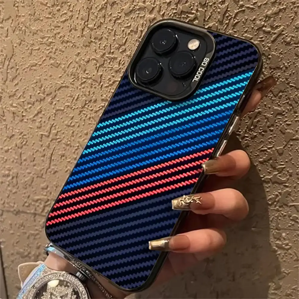 Sleek Carbon Fiber Pattern Shockproof Phone Case - Anti-Fingerprint Protection