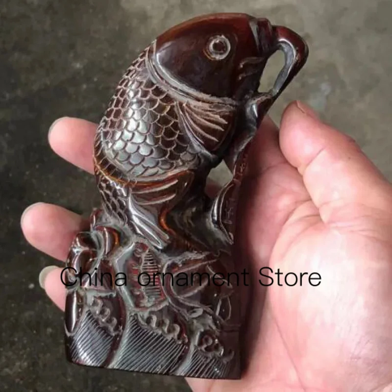 

Annual Carved Fish-Style Ornaments Playing Stationery and Handlebars