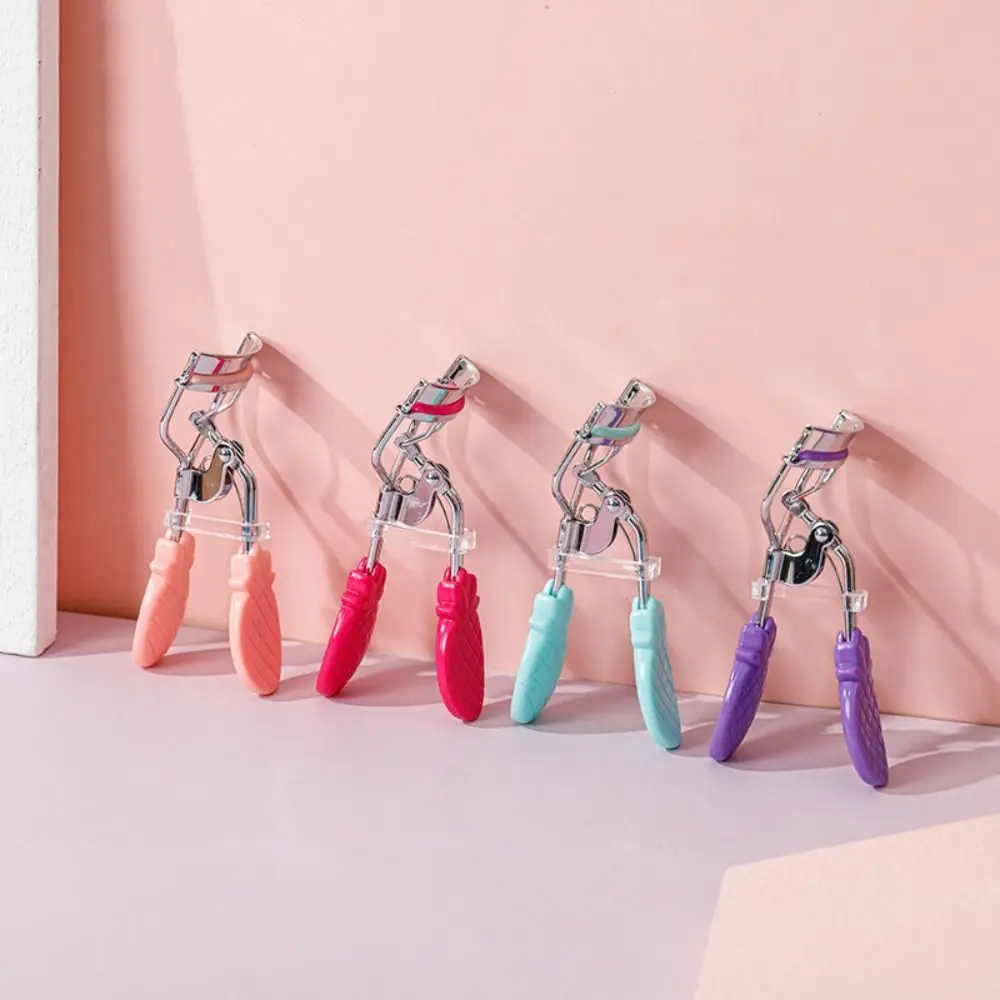 

Cute Pineapple Handle Eyelash Curler Professional Durable Curling And Shaping Portable Not Hurting Eyelashes Eye Makeup Tool