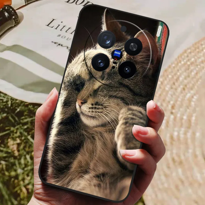 Luxury Painted Silicone Back Cover - Protective Shell