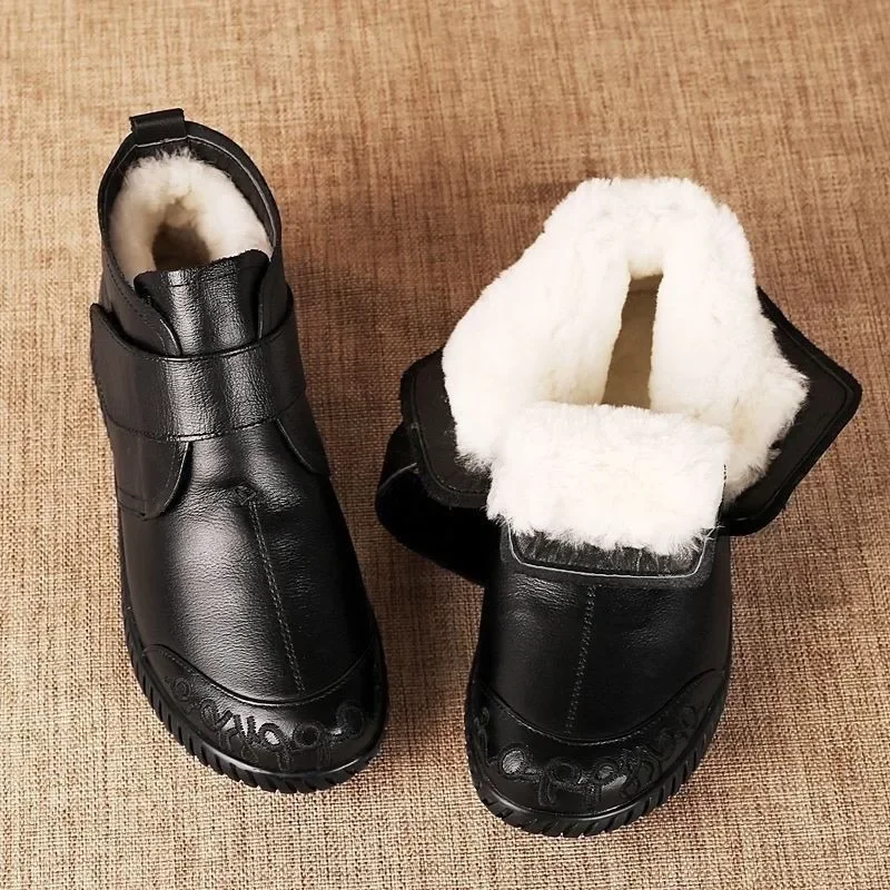 

Женская обувь, новинка 2023, зимние теплые модные женские ботинки с защитой от холода, мягкие и удобные нескользящие ботинки для пожилых людей