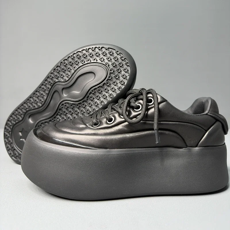 

Europe/America Craft Design Bread Shoes for Men Heightening Fashion White Shoes Genuine Leather Lightweight Elevated Board Shoes