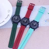 2025 New Style Clear Digital Band Watch for Boys and Girls, Student Quartz Waterproof Fashion Quartz Watch 5