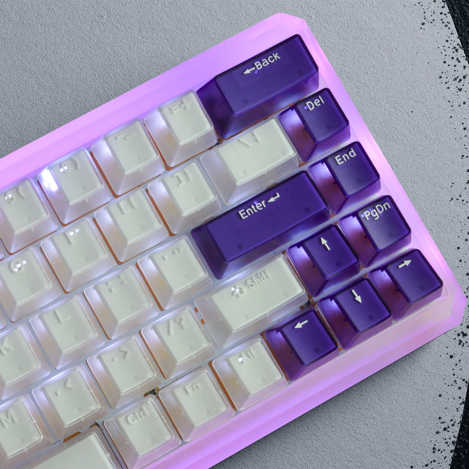 

114 PBT Key Caps OEM Profile For Mechanical Keyboard Double-shot Molding Cute Four Sides Ice Crystal Transparent Backlit Keycaps