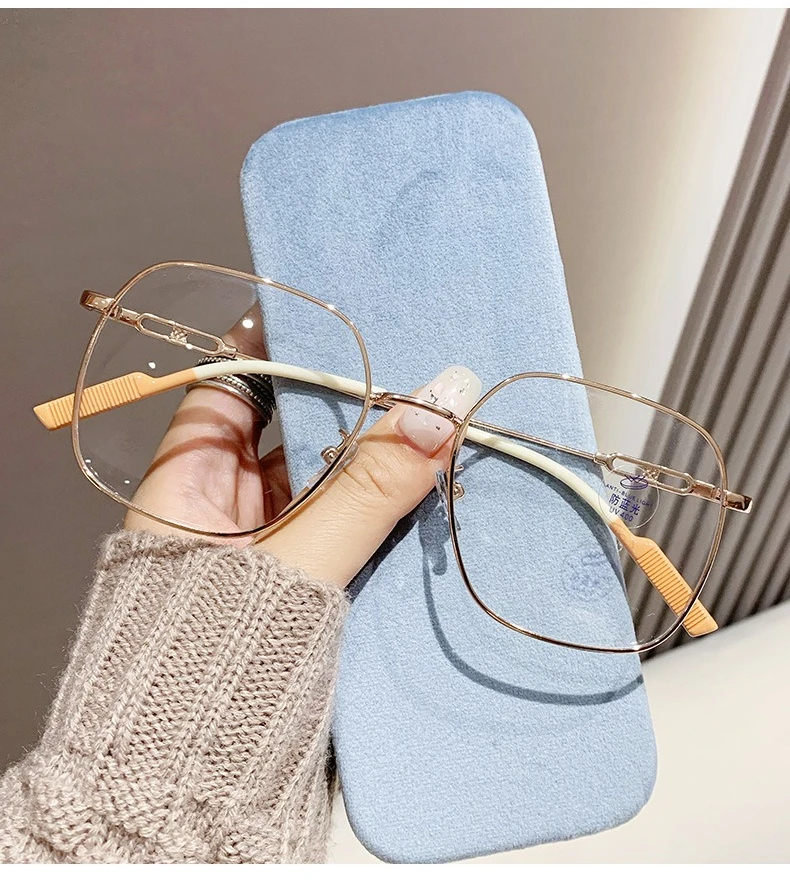 Hochauflösende Myopiebrille mit großem Rahmen, ultraleichte Anti-Blaulicht-Brille, quadratische flache Gläser aus Metall für Herren und Damen – Detail 11