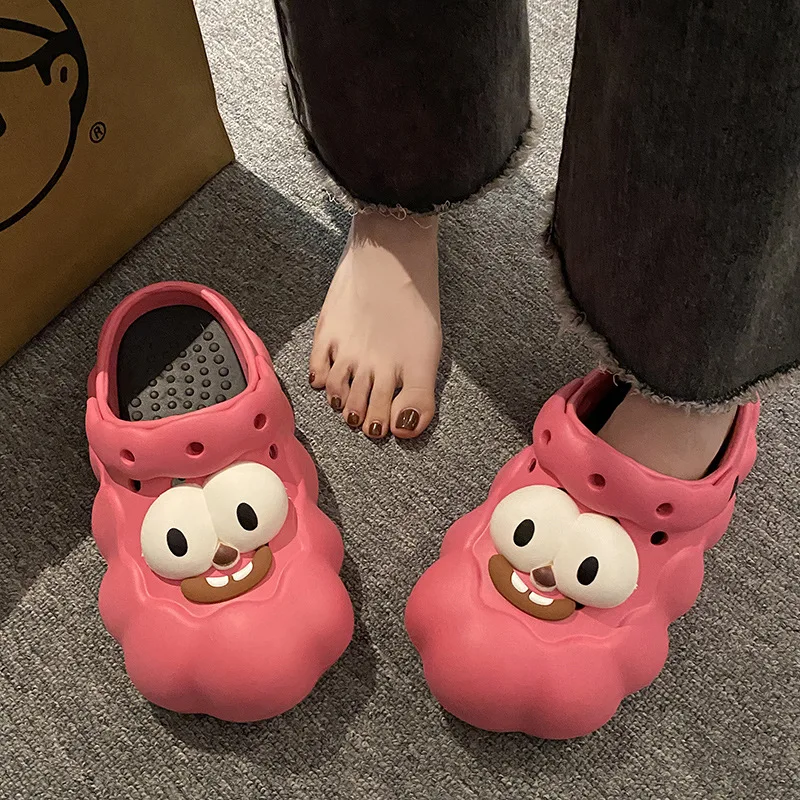 2024 new cute cloud hole shoes for women, thick-soled students, cartoon big eyes, funny bag head cool slippers for women