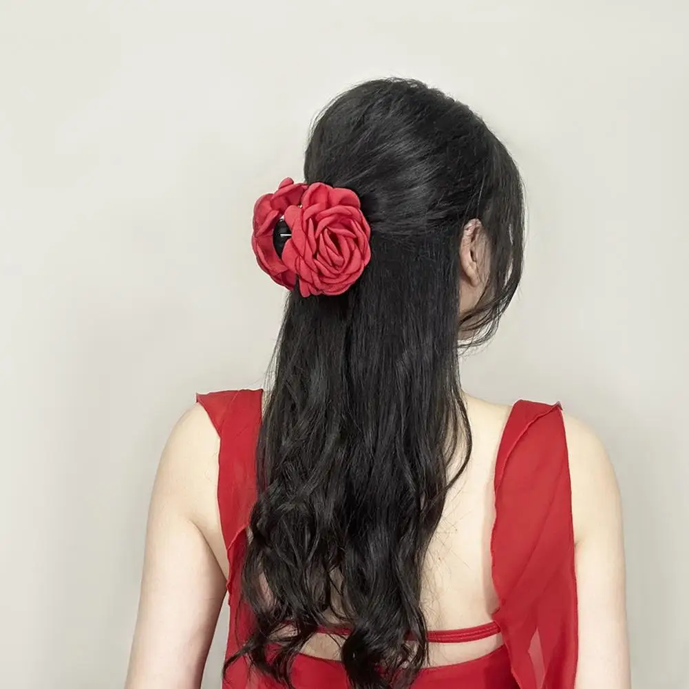 

Hairpin with Rose Design Shower Hair Claw with Strong Grip Back Head Hair Clip 3d Rose Flower Hair Claw Anti-slip for Women