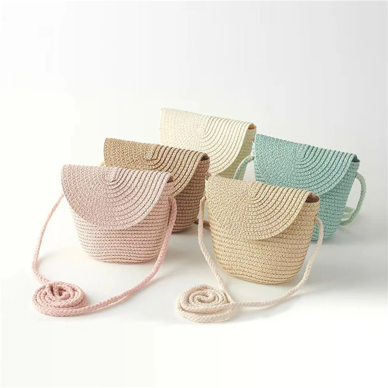 Sac à main tissé en herbe pour enfants, joli sac à bandoulière pour petite fille, portefeuille zéro mignon, sacs à bandoulière de plage d'été
