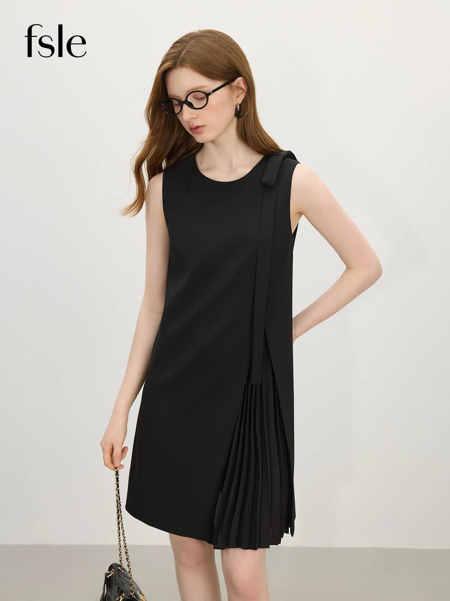 FSLE 2025 Summer Petite Textured Pleated Dress - Artisan Bow Accents & Flared A-Line Silhouette for Casual Chic 25FS12622