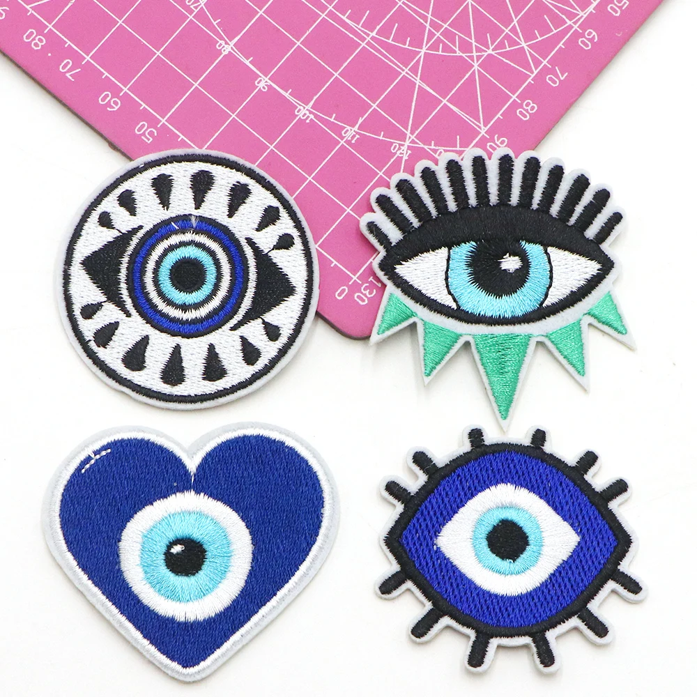 1PC Böse augen Stickerei Patches Auf Kleidung Eisen Auf Patches Für Kleidung Thermoadhäsive Patches Für Kleidung Tier Aufkleber