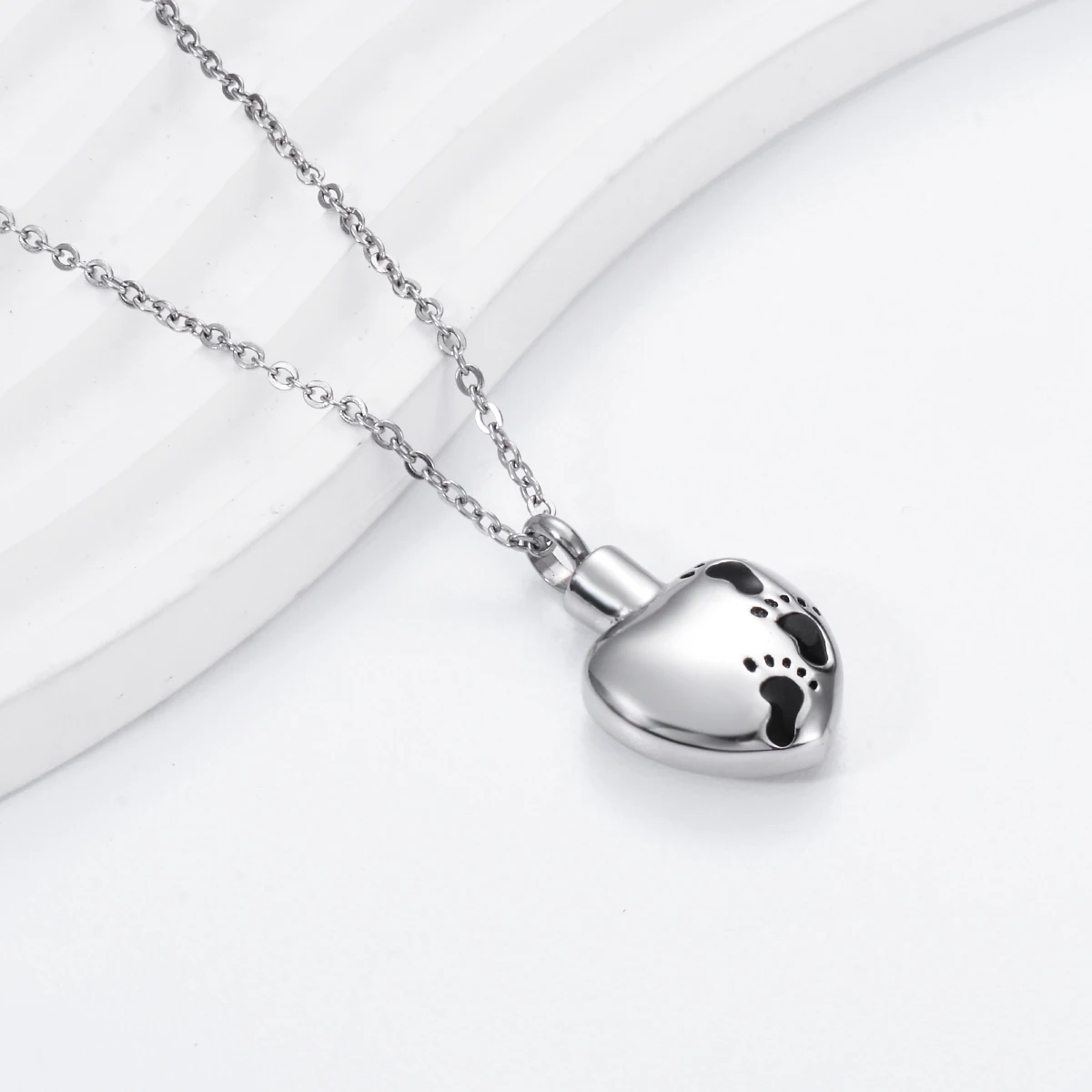 Mommy/Daddy of an Angel Miscarriage Memorial Jewelry  Stainless Steel Heart-Shaped Footprints Urn Necklace Ash Keepsake Pendant 2
