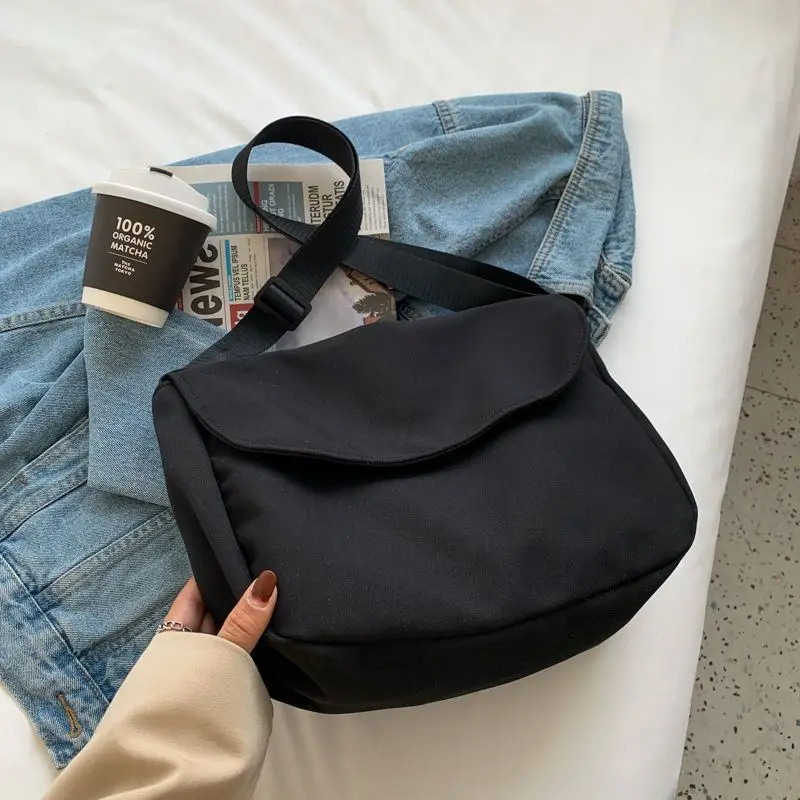 Japanese Women's Large Capacity Crossbody Bags Nylon Fashion Handbags For Women Daily Commuting Message Bag