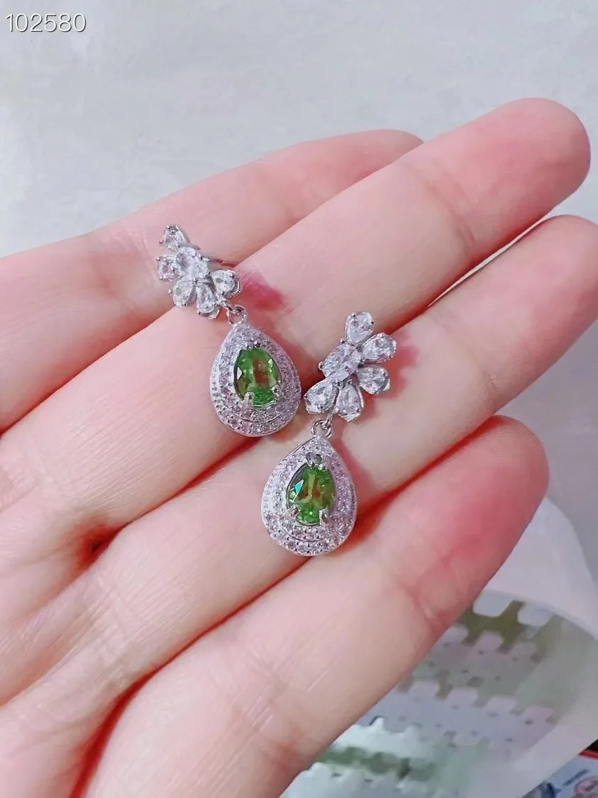 

Unit One Pair 925 Silver With 4*6mm Natural Olivine Crystal Healing Designed Brilliant Earrings Fashion For Jewelry Gift