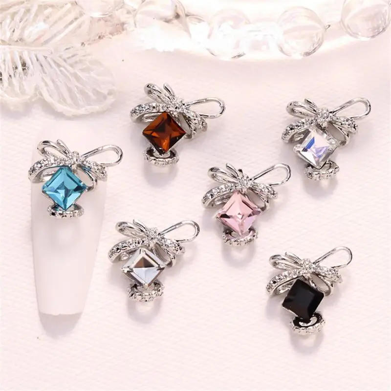 

Manicure Decoration Not Easy To Fall Off Glass Sparkling Crystal Rhinestones Lasting Shiny Popular Nail Art Rhinestone Bow