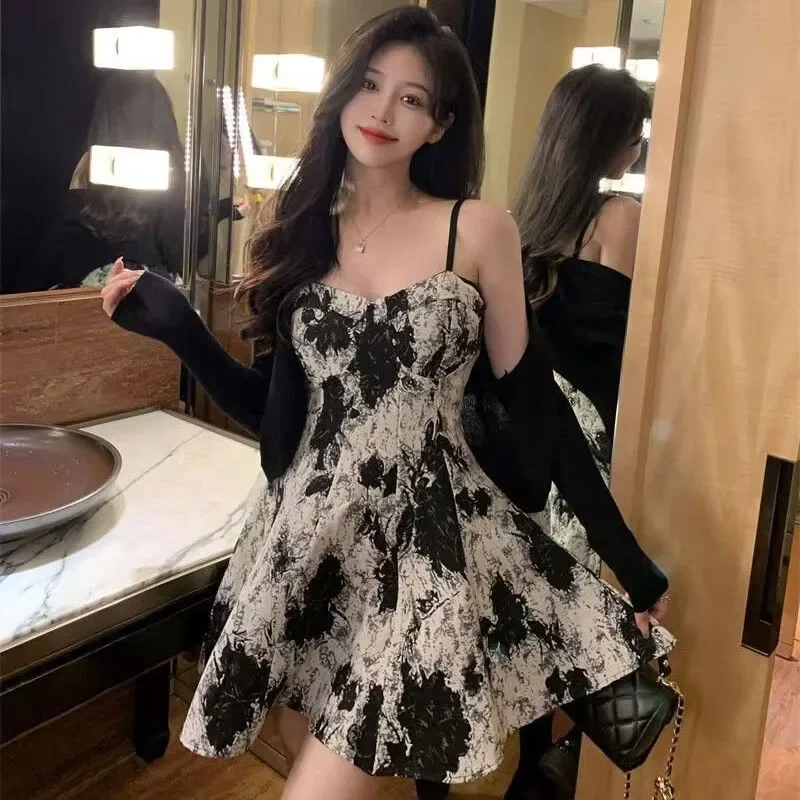 فستان نسائي قصير