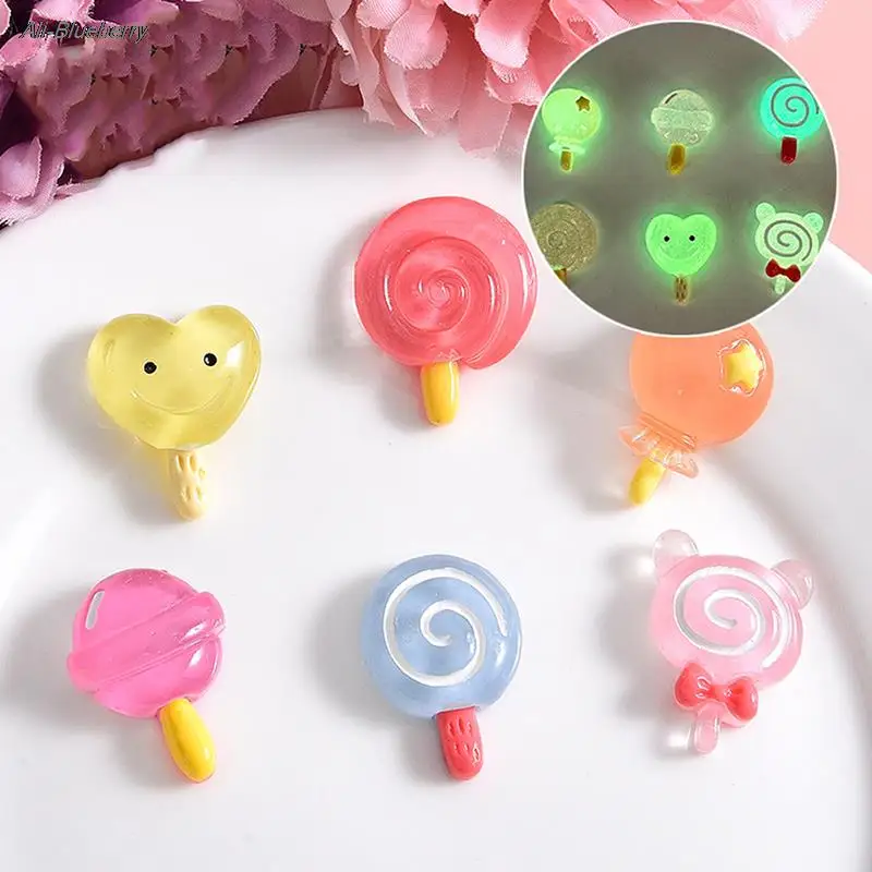 

10pcs/Lot Resin Mini Snacks Candy Bear Candy Lollipop Doll House Toys Children Gift Random Color Dollhouse Miniature