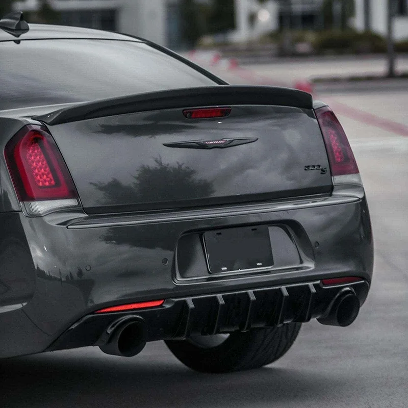 크라이슬러 300C 300 SRT 2015-2023 리어 디퓨저 범퍼 립 바디 키트 부트 브래킷 스포일러 자동차 스타일링 가드 프로텍터 커버