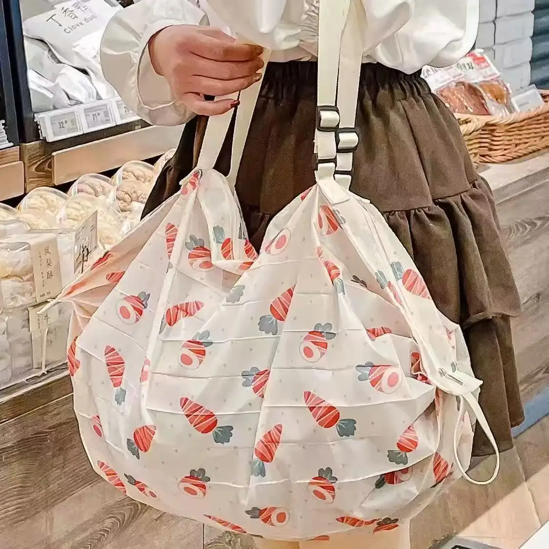 Eco-Friendly Foldable Shopping Bag - Versatile and Spacious
