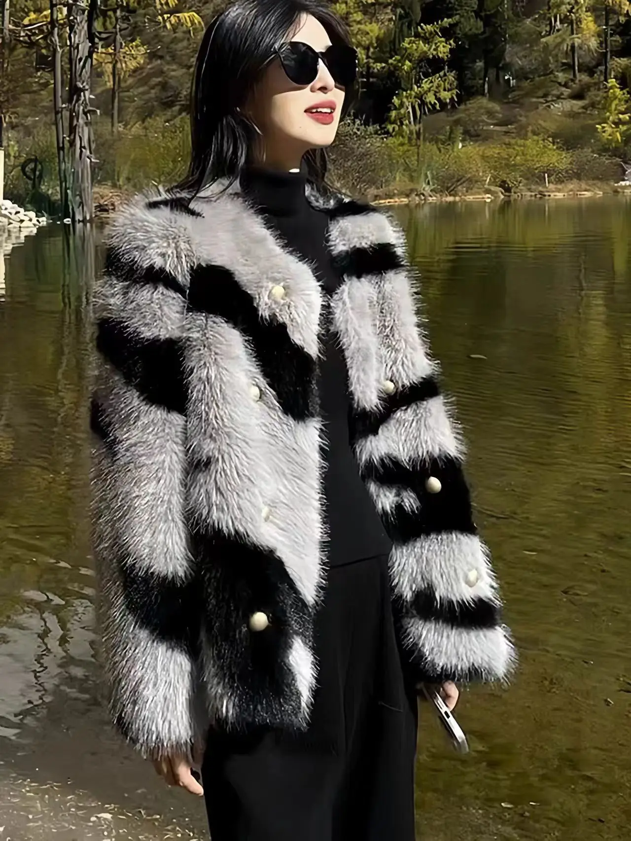 Hot Selling Zebra Patterned Fake Fur Coat, High-end V-neck Double Breasted Women's Fur Jacket, European Winter New 2024
