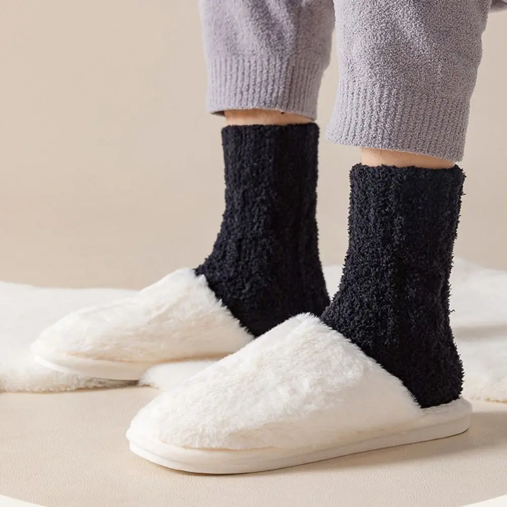 

Winter Cute Warm Soft Breathable Japanese Coral Velvet Medium Tube Socks Harajuku Hosiery Man Socks