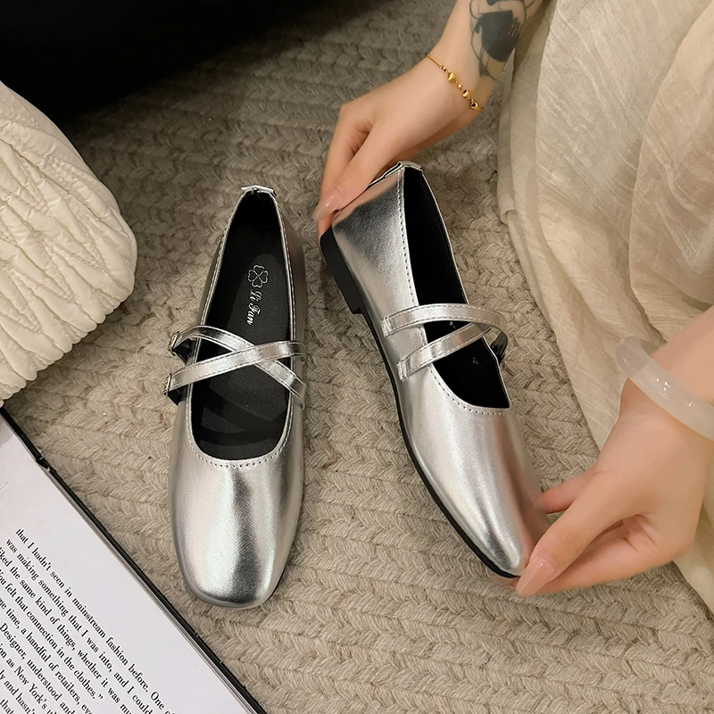 أحذية نسائية صيفية جديدة ذات فم مسطح ونعل مسطح أحذية ماري جين عالية الجودة برأس مربع