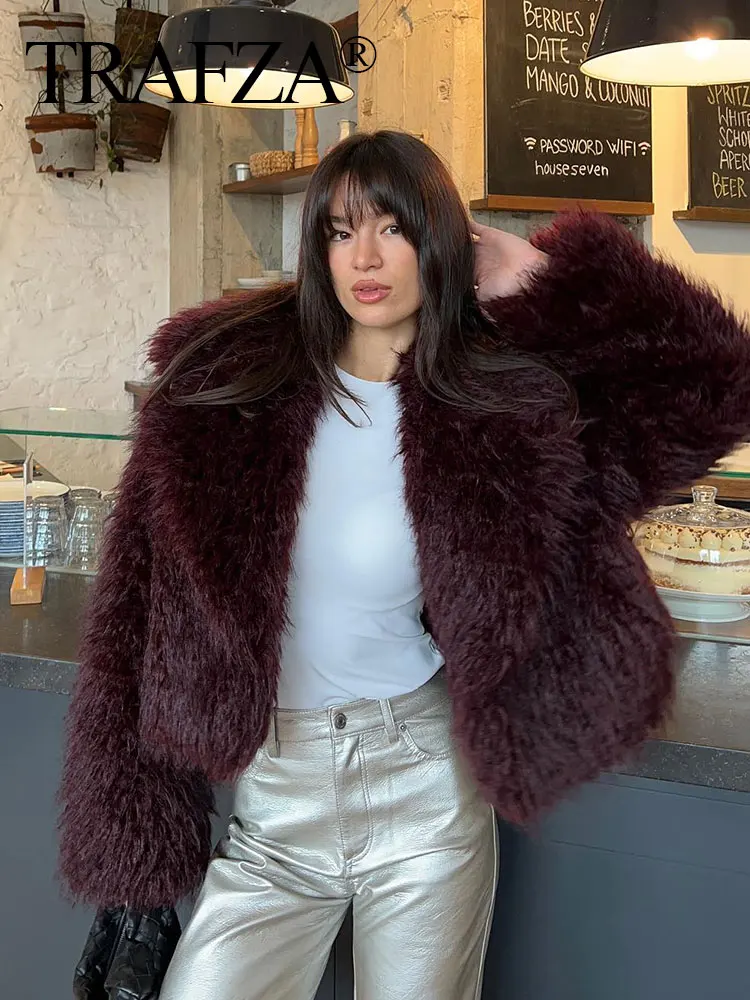 ジャケット・アウター acka 2024 Christmas box volume fur coat TRAFZA 2024 Female Vintage Coat Artificial Fur Effect Short