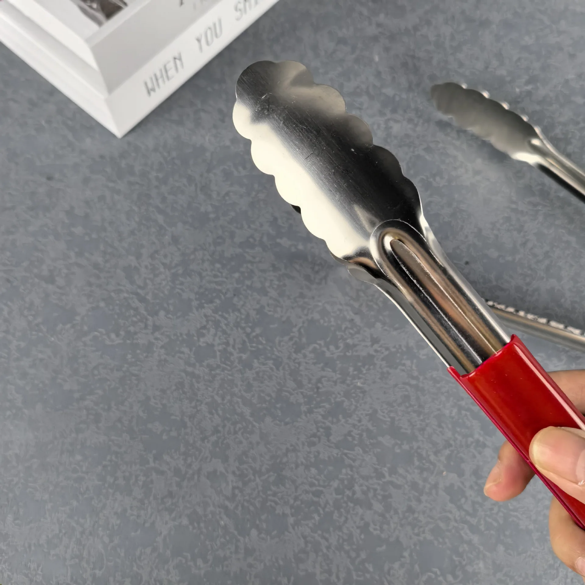 Stainless steel Silicone Kitchen Tongs Long BBQ Tong Food Tongs With Silicone Covered Handle 9/12/14/16 inch