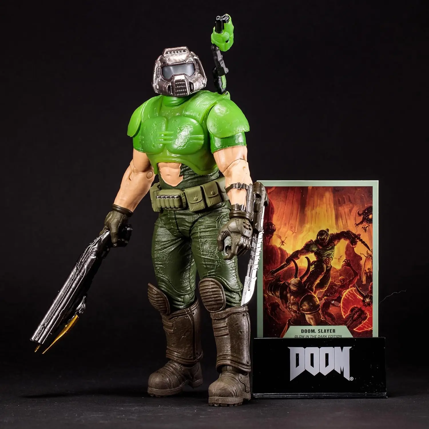 Doom Slayer コレクションフィギュア 2体 セット Фигурка Doom Slayer Glow in The Dark McFarlane Toys | AliExpress