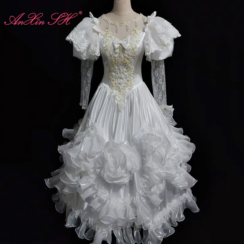 

AnXin SH vintage princess white satin big flower lace o neck beading pearls long puff sleeve party lace up Antique wedding dress