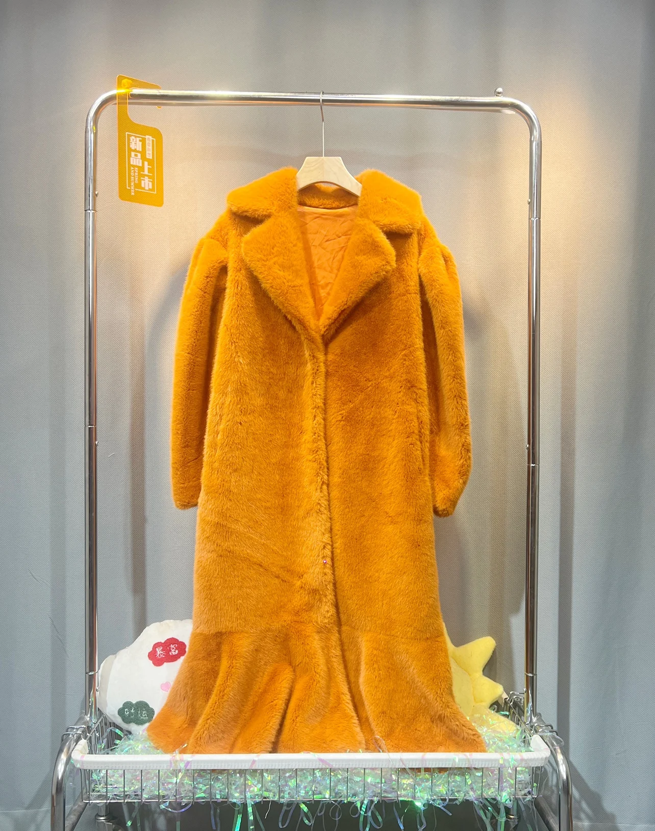 

New Autumn Winter Ultra Long Puff Sleeve Fishtail Imitation Mink Velvet Overcoat Women Warm Long Sleeve Yellow Faux Fur Coat