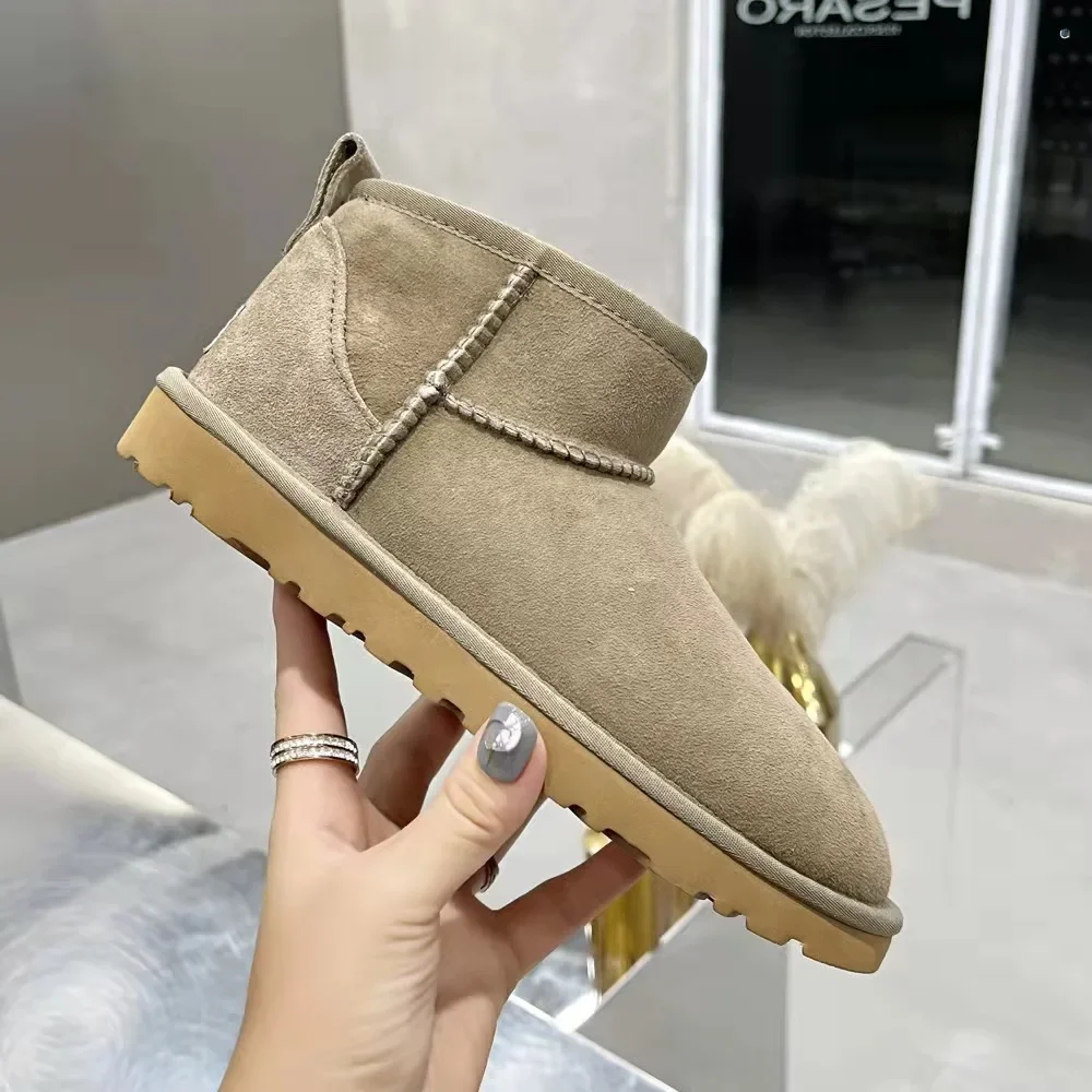 2023 Woman Winter Warm Boots Fur Ladies Snow Boots Real Sheepskin Wool Low-cut Warm Fur Shoes Man and Women Winter Short Boots