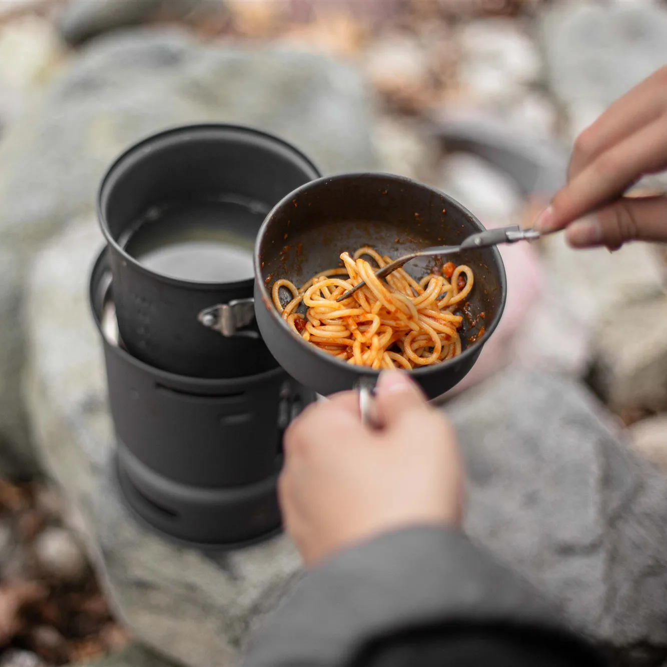 Outdoor Camping Alcohol Stove ALOCS CW-C01 Windproof Aluminium Alloy Pot Set Portable Stackable Storage All-in-one Alcohol Stove