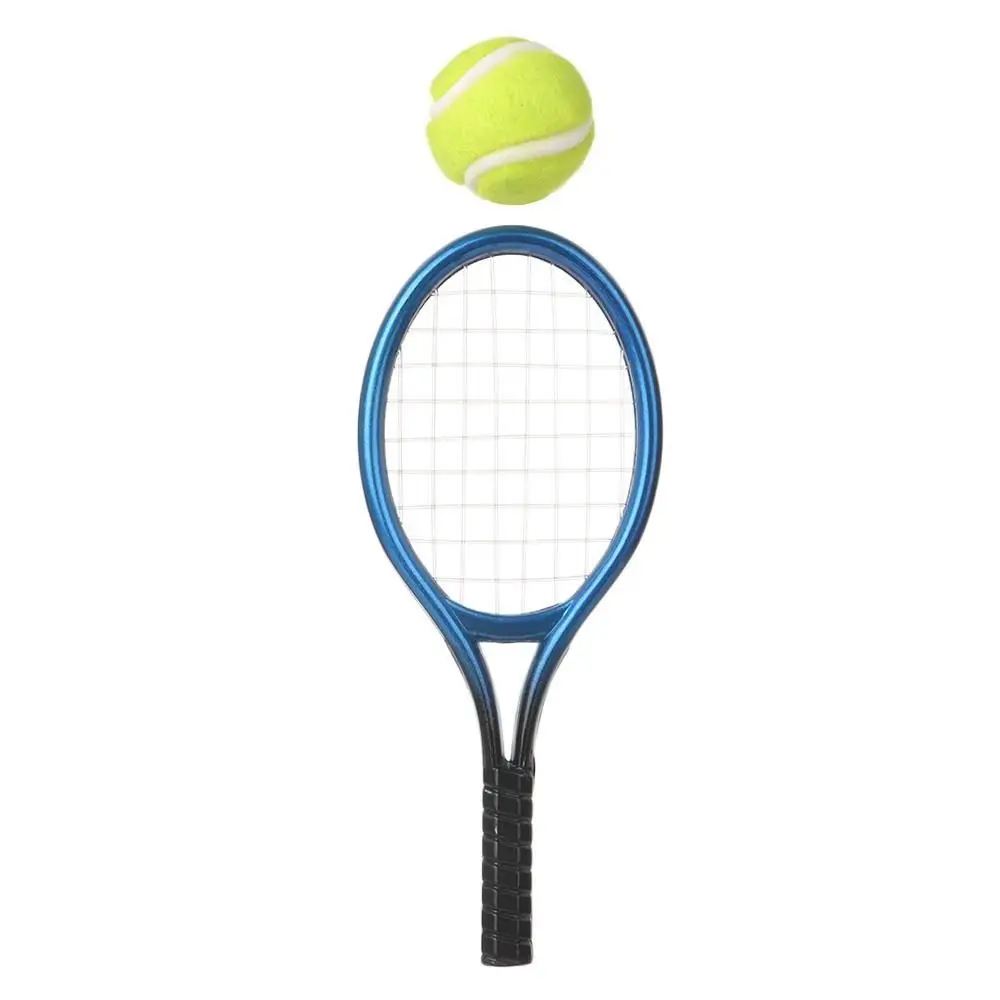 https://ae01.alicdn.com/kf/Sf2d960e254f34fa08032907a01734032j/Photo-Props-Gift-Creative-4PCS-Set-Doll-Tennis-Racket-kits-Miniature-Racquet-Ball-Bag-1-6.jpg