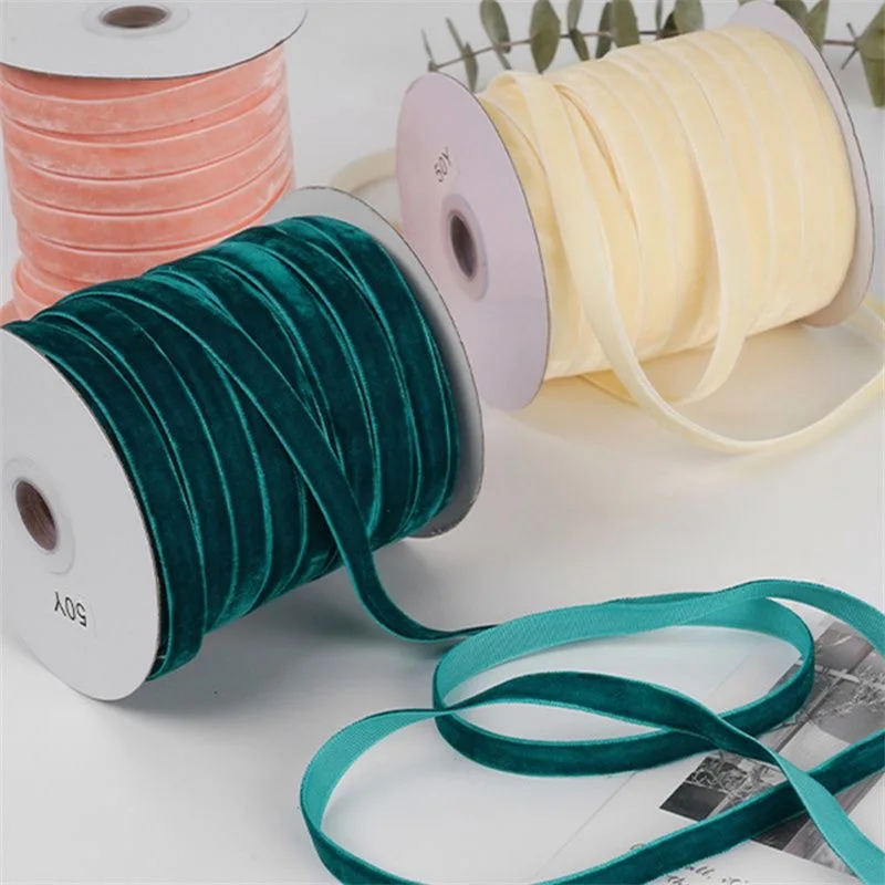 2 Rotoli Di Nastro Natalizio Rosso E Verde | 1cm X 25 Yards | Con Motivo Alberello | Per Regali E Decorazioni Fai Da Te - 2