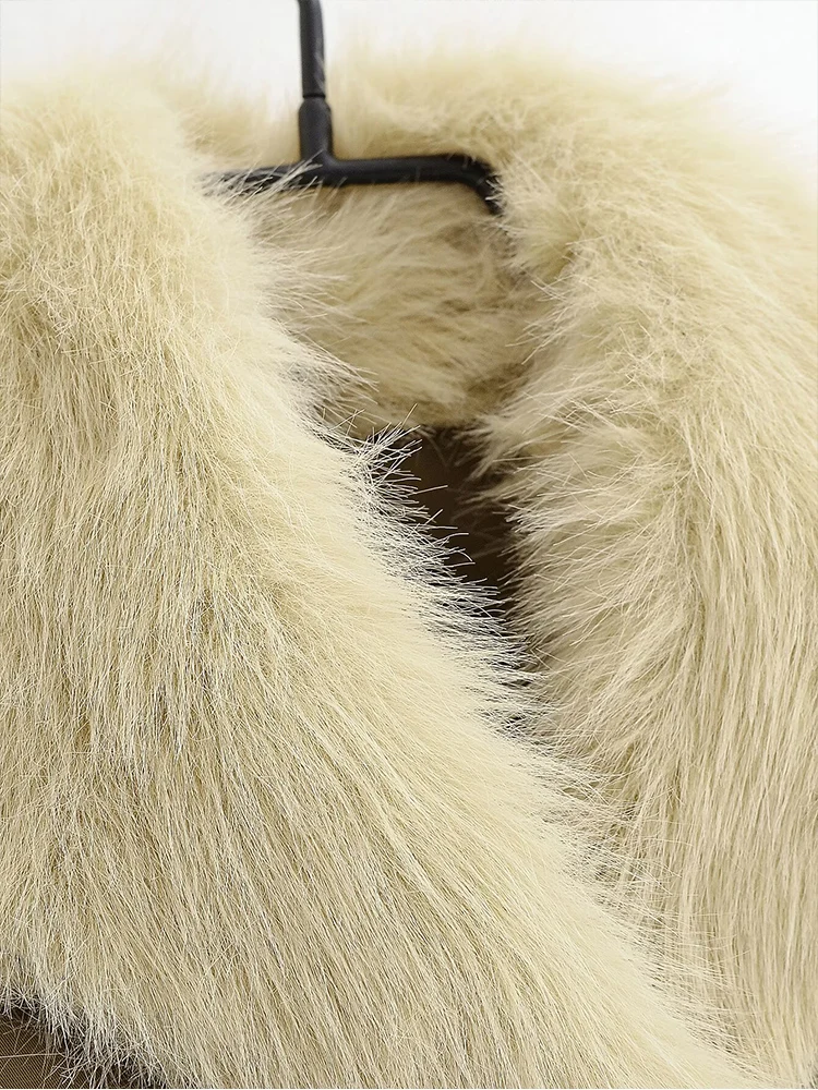 Women Minimalist Horn Button Cotton Coat Fashionable Solid Fur Collar Winter Thick Warm Jacket Trendy Ladies Cotton Jacket