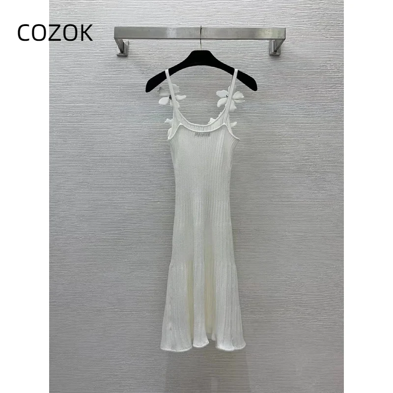 

2024 Summer New Women's Slim Fit and Slimming Knitted Slim Strap Dress